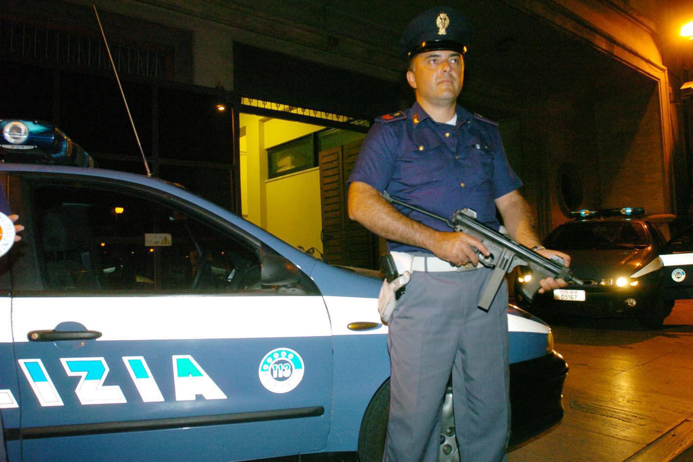 Arezzo Esagitato Arrestato Per Resistenza E Lesioni A Pubblico